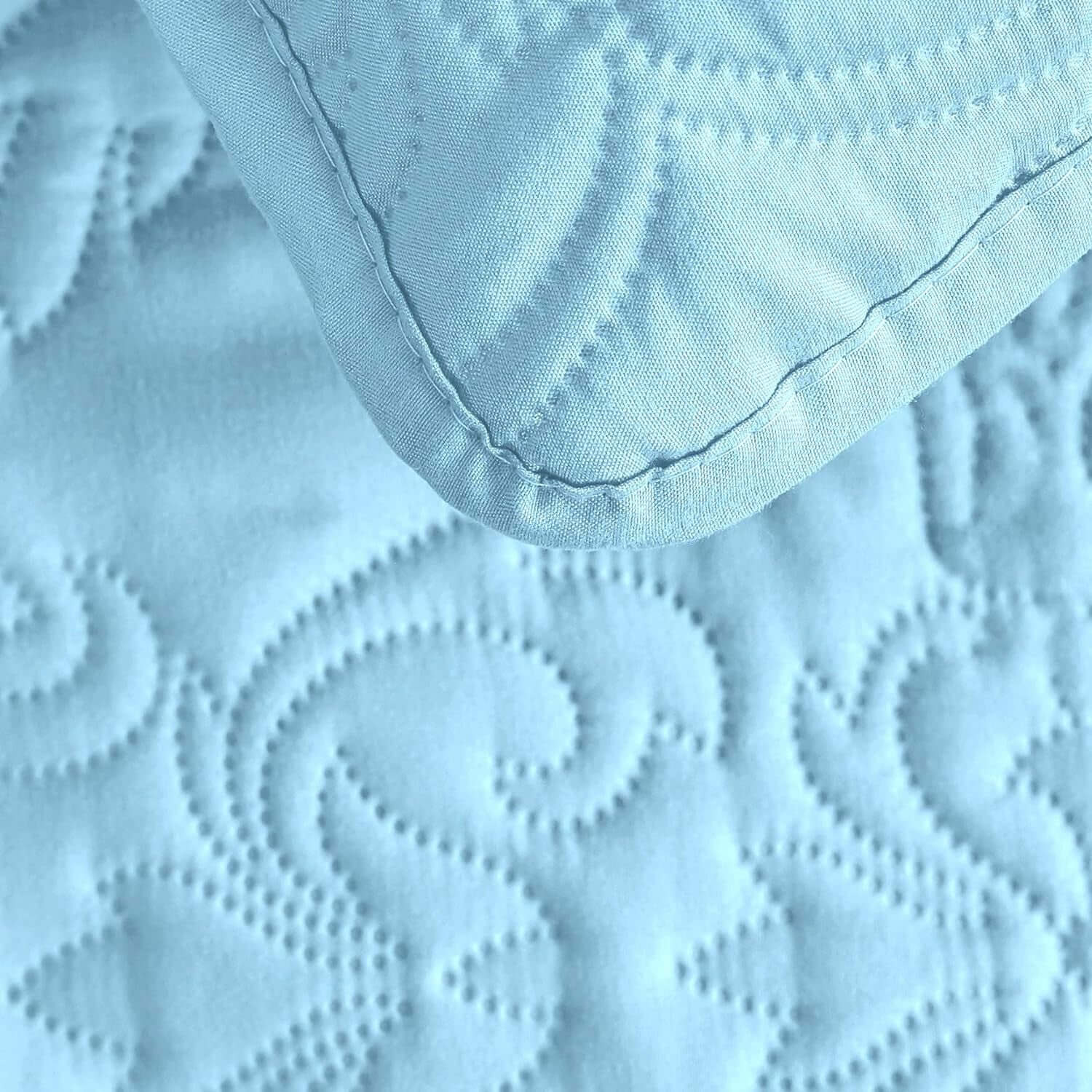 Sophia and William 2 Pieces Quilt Set Twin Size with 1 Quilt and 1 Pillow Sham, Reversible Microfiber Bedding Bedspread Coverlet Set, Cozy, Lightweight and Hypoallergenic, Light Blue